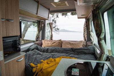 Großes gemütliches Doppeltbett im Ultima Plus von Maui in Australien