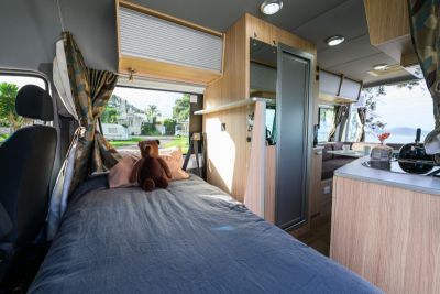 Das zusätzliche Bett im Euro Plus Camper von Apollo Australien