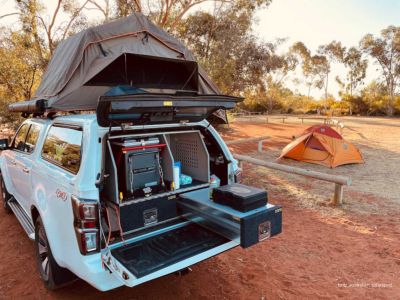 Externe Küche im Safari Auto 4WD von Britz Australien