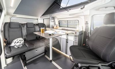 Geräumige Sitzgruppe im M4GC GreenCamper von DRM