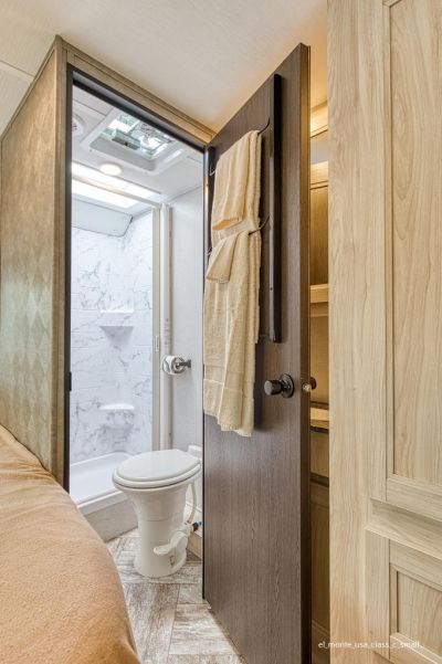 Das praktische Badezimmer des Small von El Monte