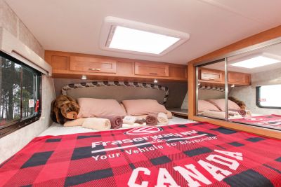 Erholsamer Schlaf im TCB Motorhome von Fraserway Kanada