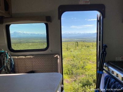 Ausblick aus dem Truck Camper von GoNorth USA