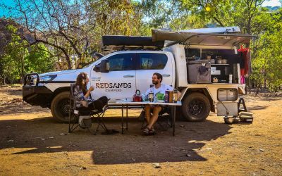 Guten Appetit vor dem Red Sands Allrad Camper Australien bis 5 Personen