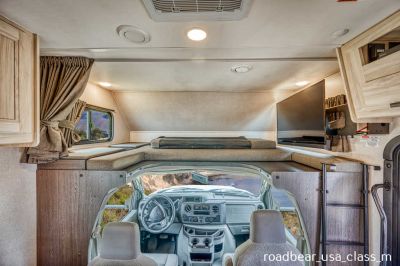 Alkovenbett mit Schutz des Roadbear USA Class M (C) 23-25ft