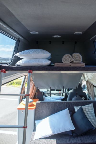 Schlafequipment im Travellers Autobarn HI 5 Campervan Australien