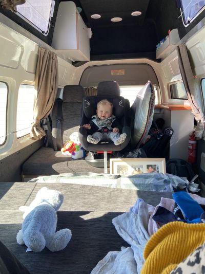 Babyschale im Travellers Autobarn HI5 Neuseeland