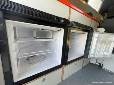 Travellers Autobarn USA HI5 Camper 2 Kühlschränke