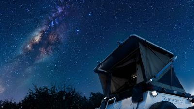 Unter dem australischen Sternenhimmel mit dem 4WD Tourer von Bivouac Australien