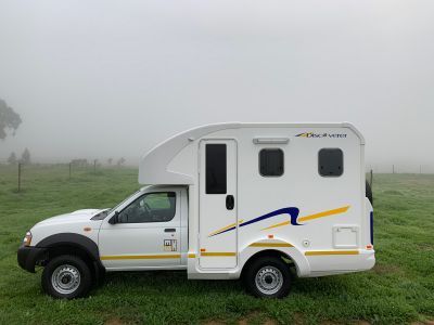 Mti dem Bobo-Campers Afrika Discoverer FunX 4x4 im Nebel