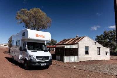 Gwaila Ghost Town Leonora erkunden mit dem Camper Frontier von Britz Australien