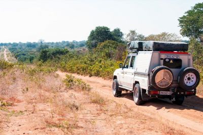 Bushlore Africa Toyota Landcruiser 4x4 Unterwegs in der weiten Natur