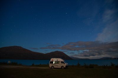 Unter dem Sternenhimmel mit dem Endeavour von Hippie Neuseeland