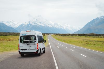 Unterwegs am Mount Cook in Neuseeland mit dem Ultima Elite Camper von Maui