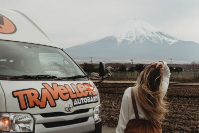 Blick auf den Fuji mit dem Kuga von Travellers Autobarn in Japan